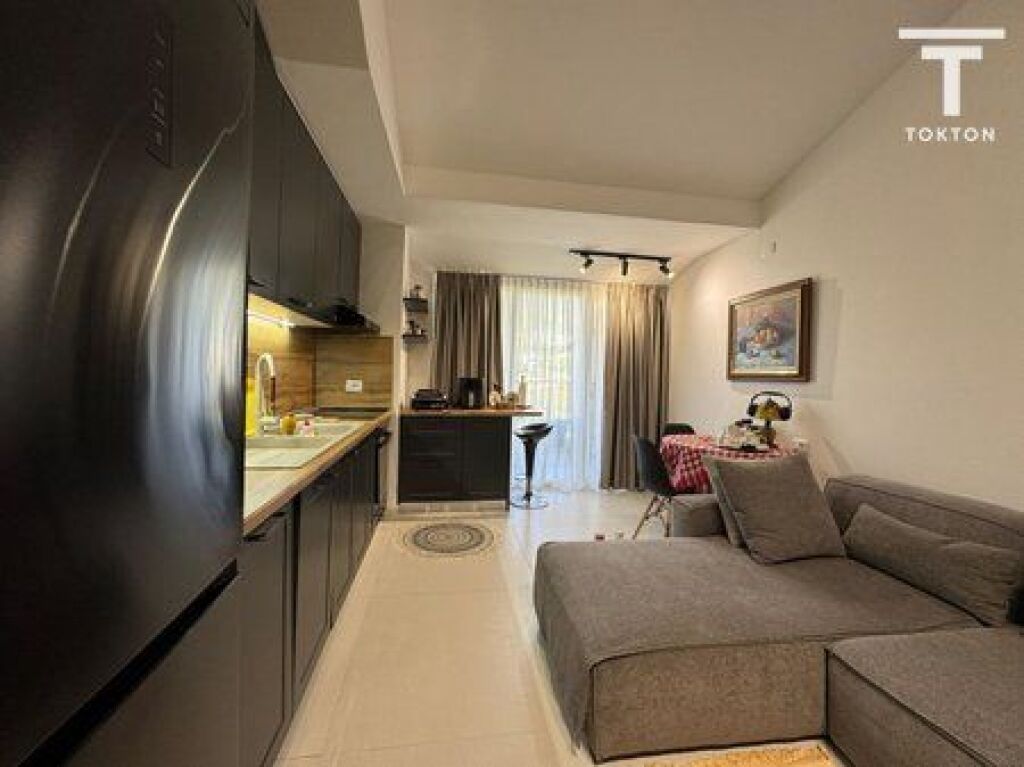 SHITET, APARTAMENT 1+1, FRESKU, TIRANË