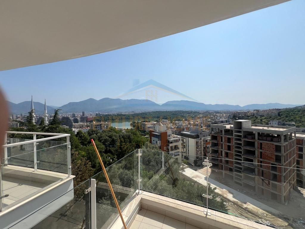 Shitet, Apartament 2+1+2, Kopshti Botanik, Tirane