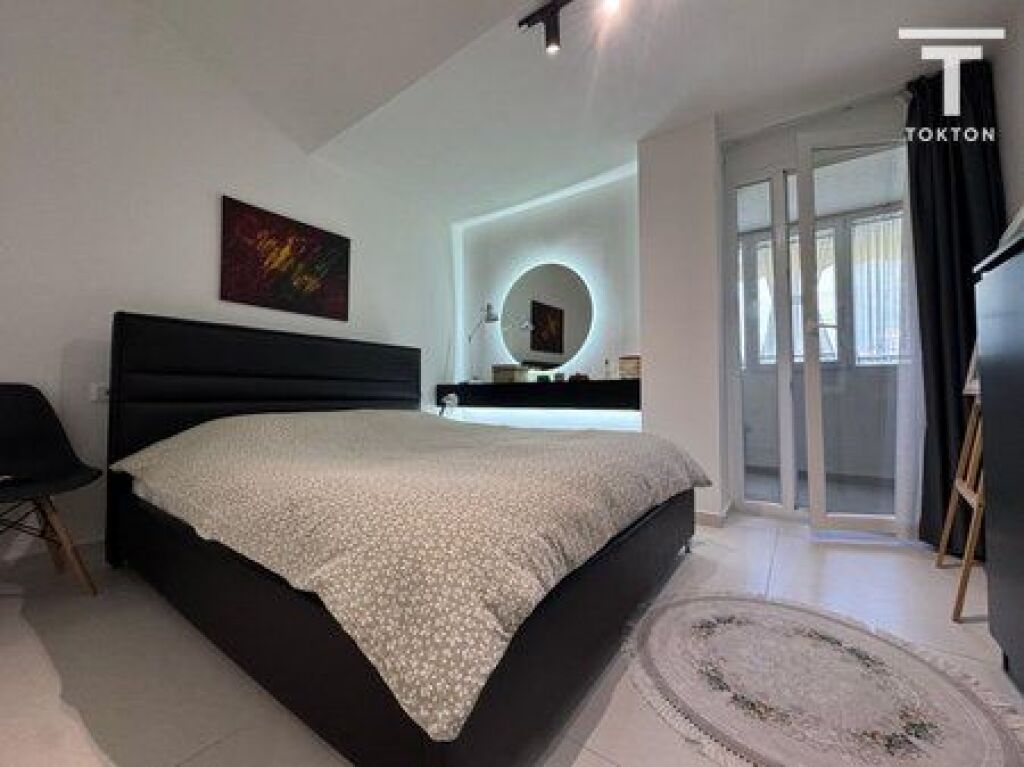 SHITET, APARTAMENT 1+1, FRESKU, TIRANË