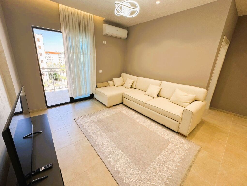 🏡Shitet Apartament 1+1 te📍 Rruga Skënderbeu, Golem, Durres🔥