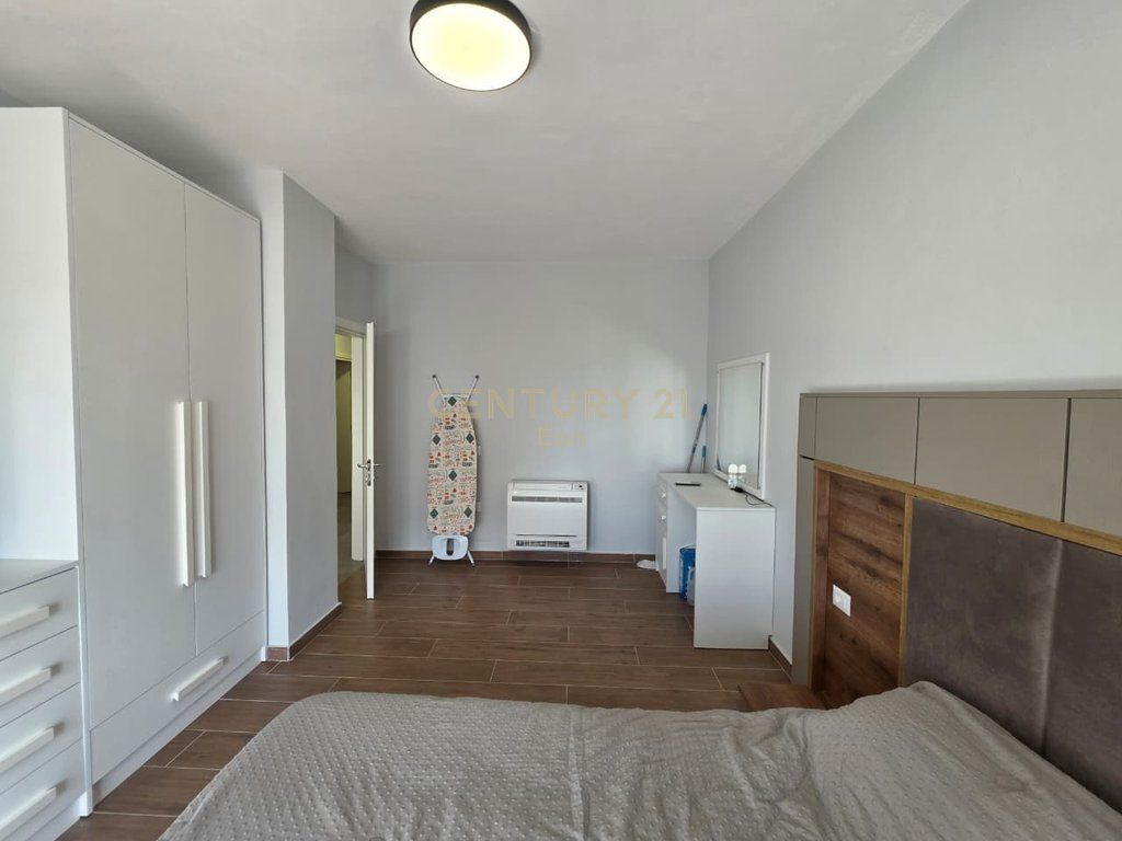 SHITET SUPER APARTAMENT 2+1 ME PAMJE DETI NE QERRET!