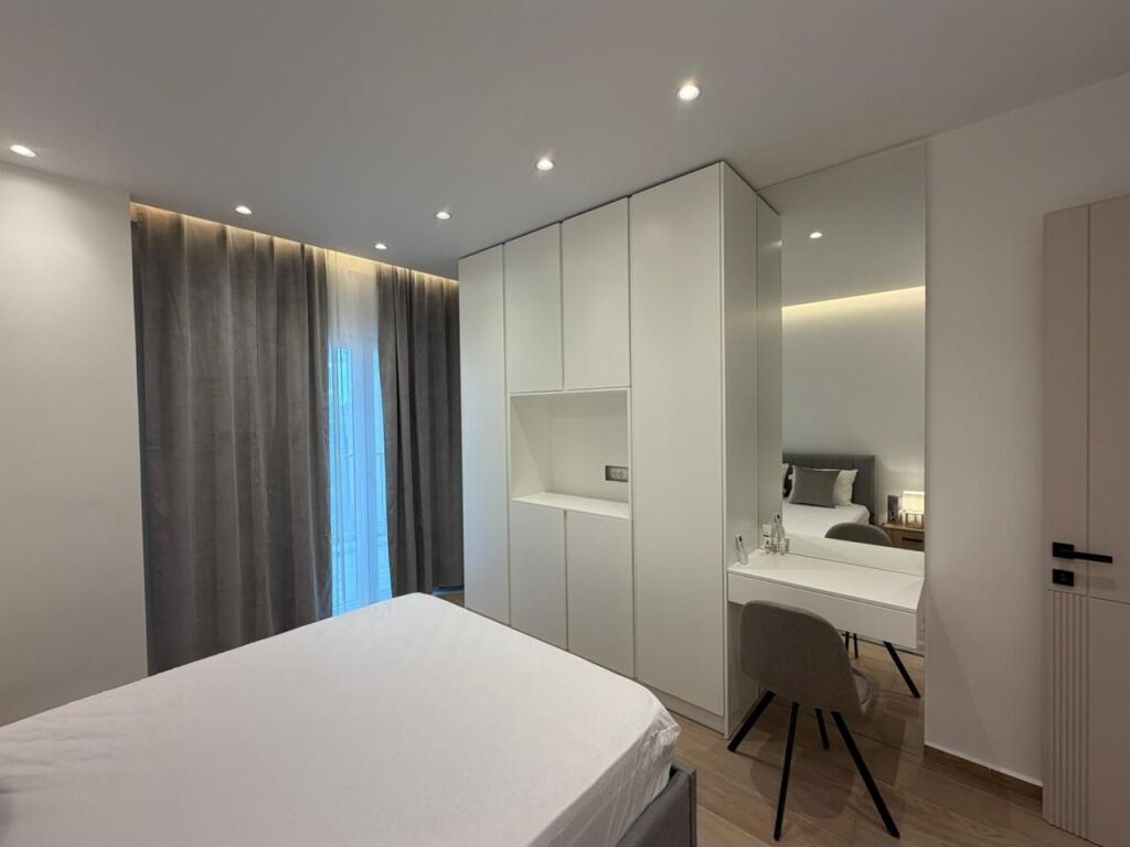 Zogu i Zi - Apartment 1+1 -  72000 leke / month