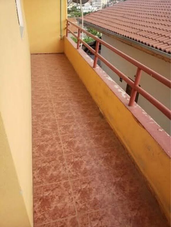 FOR RENT 2+1 3RD FLOOR OF AN ALPIN VILLA - PORCELAIN