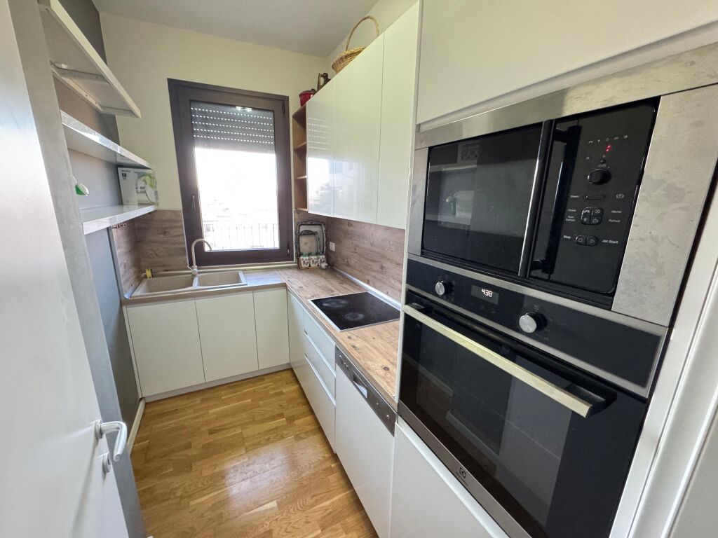 For rent 1+1 Barikadave Street