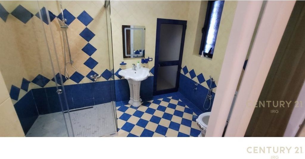 Apartament 2+1+2 me qira pranë St. Dinamo