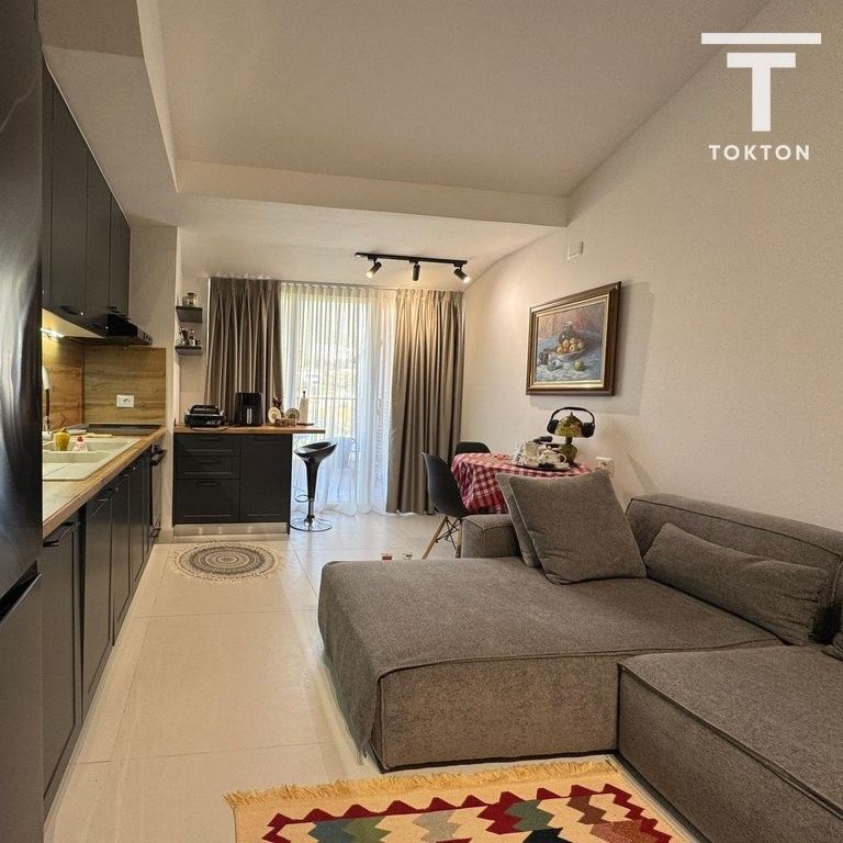 SHITET, APARTAMENT 1+1, FRESKU, TIRANË