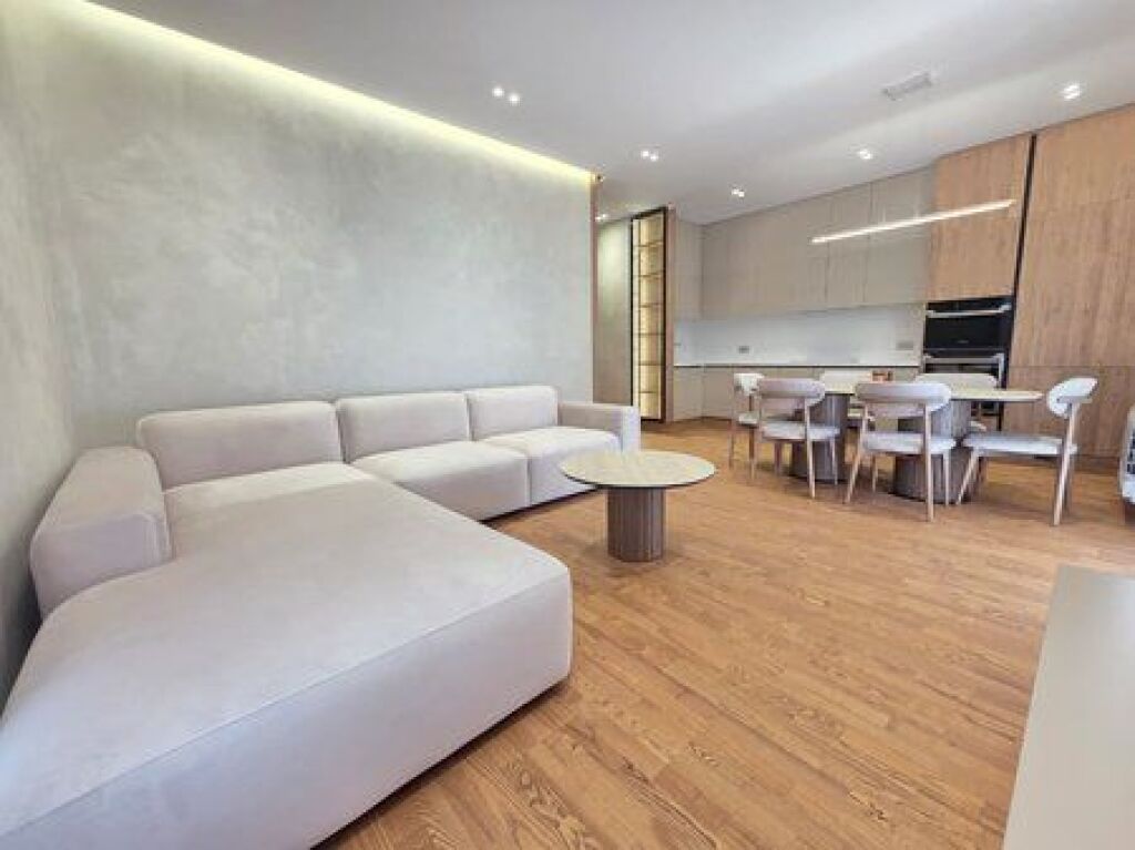 Exclusive 3+1+3 apartment for rent in the Secret Garden Residence !!