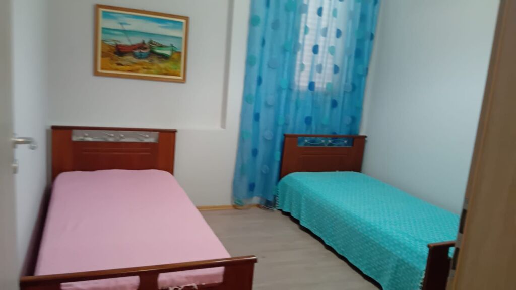 🏡✨ FOR RENT Apartment 2+1 📍 Shkozë, near Kryegjyshata 💰 Price: 37,000 Lek/month