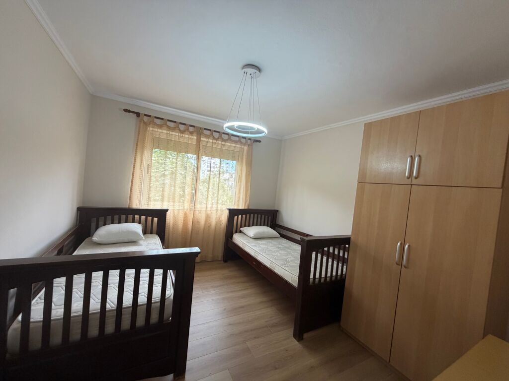 2+1, 4° piano esistente, myslym shyri, 650 euro