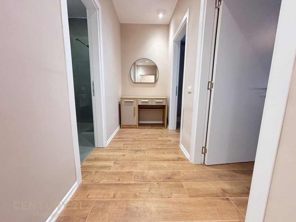 Modern 2+1+2 apartment for rent with storage and 2 parking spaces