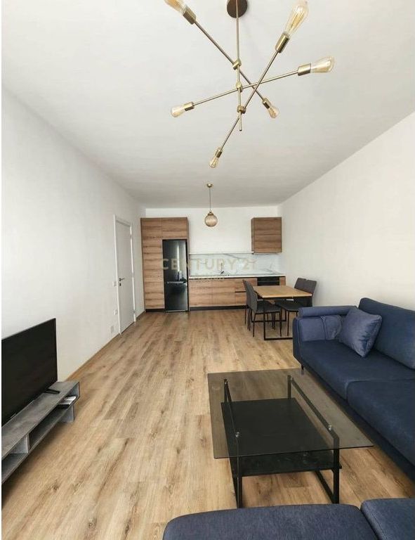 Modern 1+1 apartment for rent at Arlis Complex, on Dibra Street
