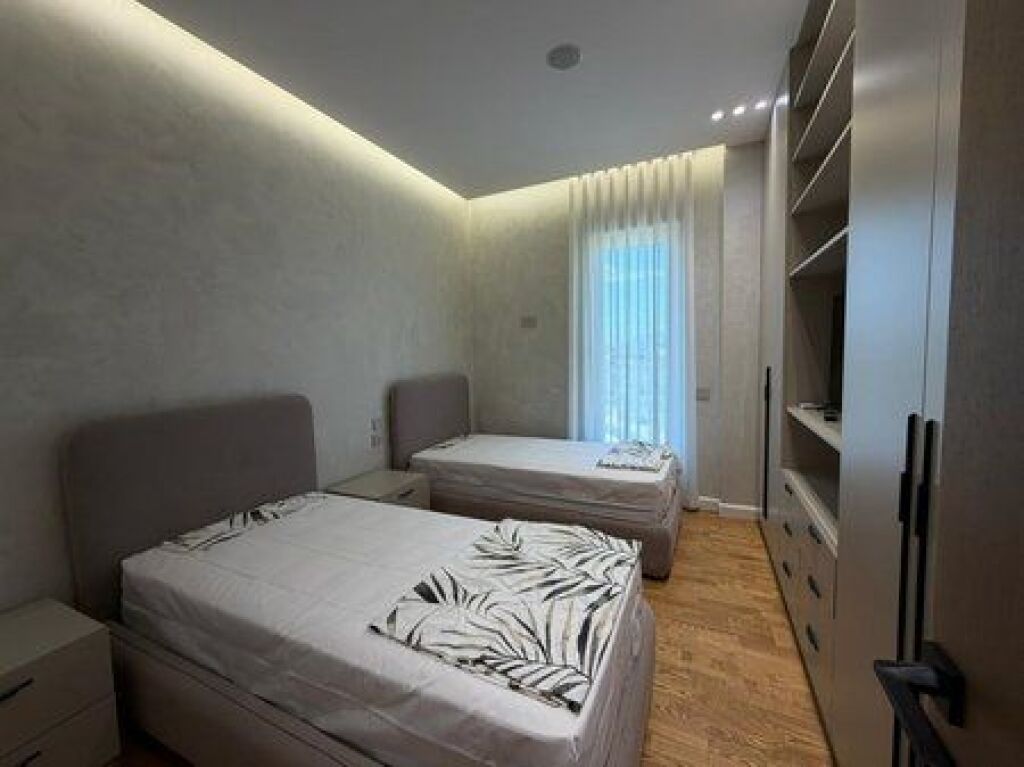 Exclusive 3+1+3 apartment for rent in the Secret Garden Residence !!
