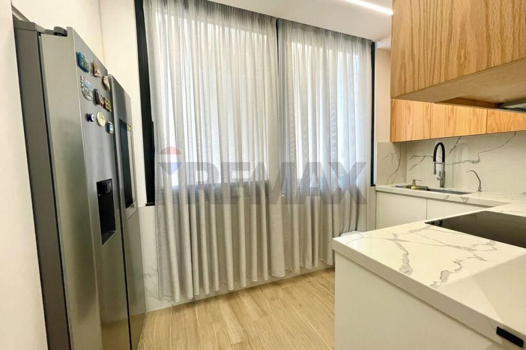 Apartament modern 3+1 ne Qender te Tiranes!