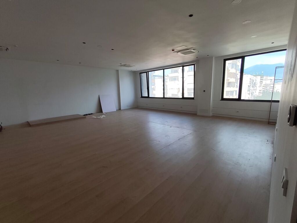 Delijorgj , Ufficio 140m2 in affitto