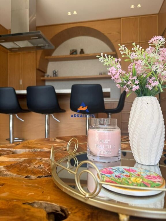VILLA SU 1 PIANO CON PISCINA 410M2 IN VENDITA "UNAZA E PASKUQANIT, PASKUQAN" 480.000 EURO