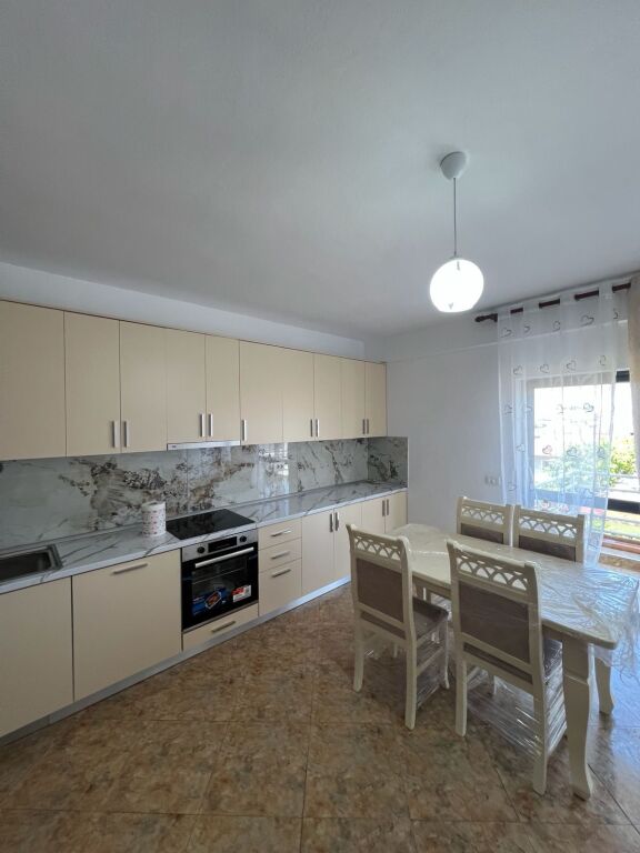 🔥 OCCASIONE 🔥🏡 Appartamento 2+1 in affitto all'inizio di Don Bosko, 500 mila lek