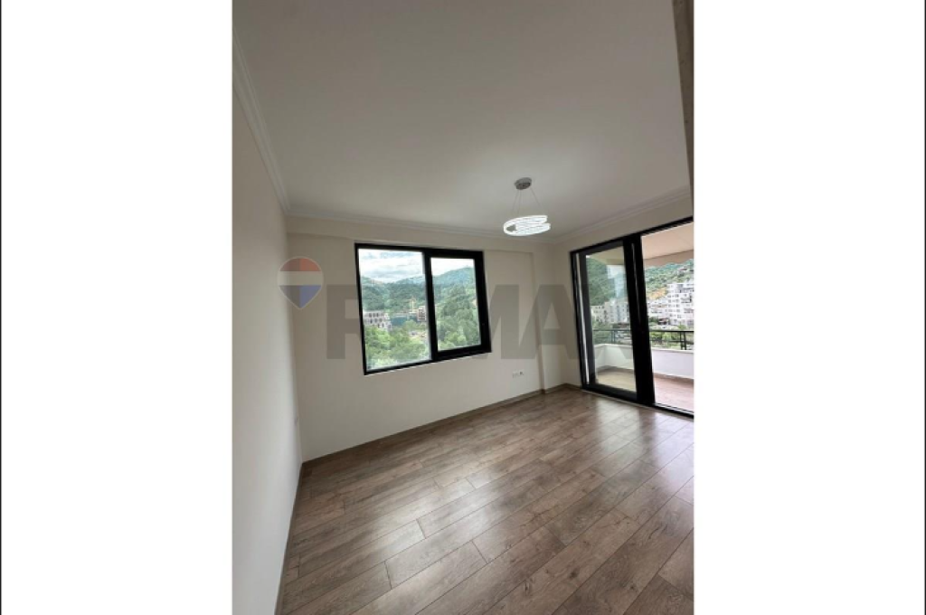 Appartamento in vendita 2+1 presso il Lago Secco