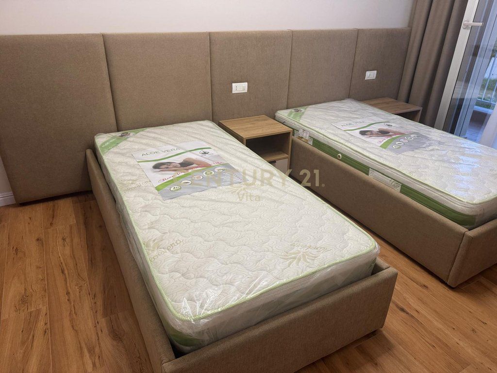 JEPET ME QIRA APARTAMENT 2+1+2 ME PAMJE DETI NE CURRILA ,DURRES !!!
