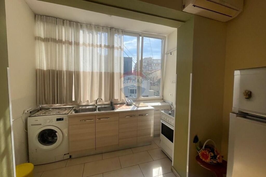 Apartment 1+1 For Rent in Center