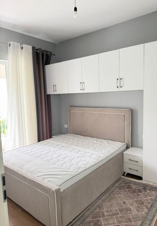 Jepet me Qera Apartament 1+1 ne Ali Demi , tek Kaimi