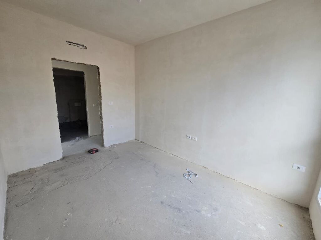 Appartamento 2+1 in Vendita Vicino al Campo in Ali Dem