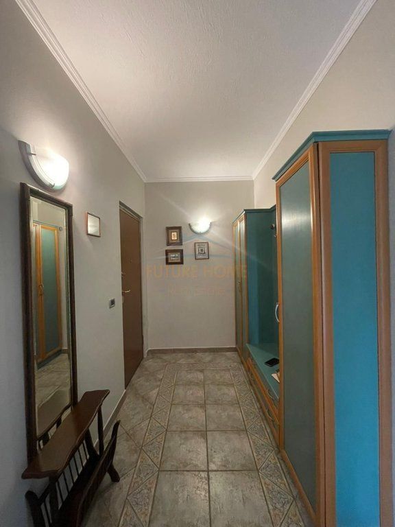 Qera, Apartament 2+1, Myslym Shyri, Tiranë