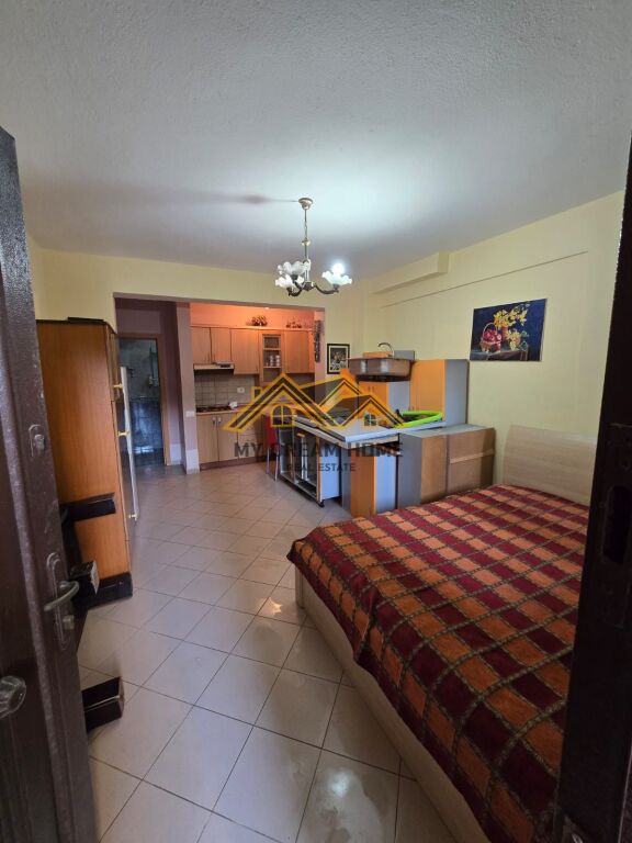 STUDIO APARTMENT FOR SALE WITH YARD – SHKËMBI I KAVAJËS, SECOND LINE TO THE SEA