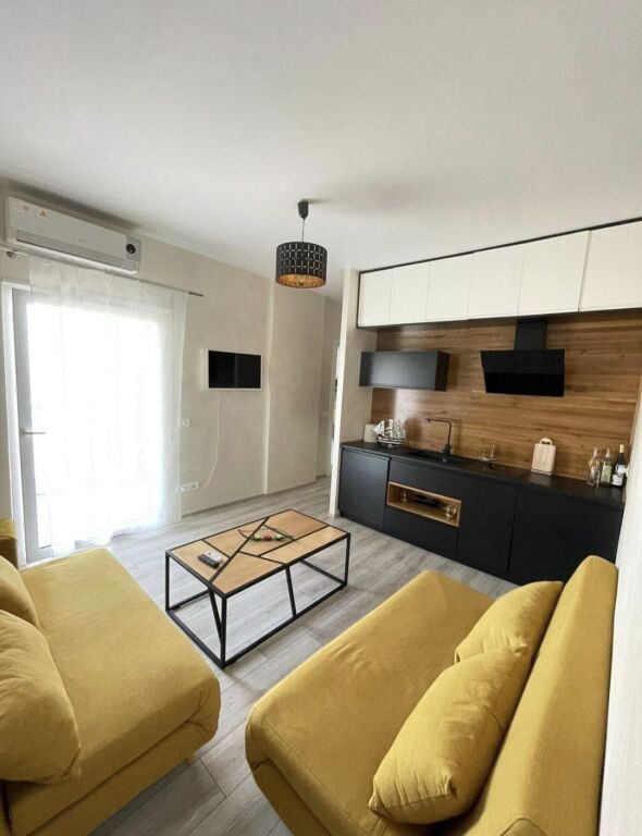 Apartment for Sale with Sea View &amp; Pool – Shkembi i Kavajes