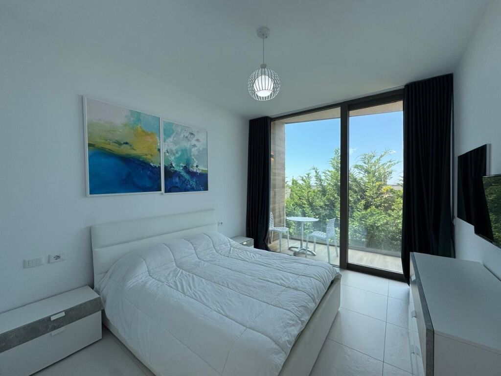 Shitet Vile Ne palase , Dhermi (Villa Fir Sale, Palase, Drymades)