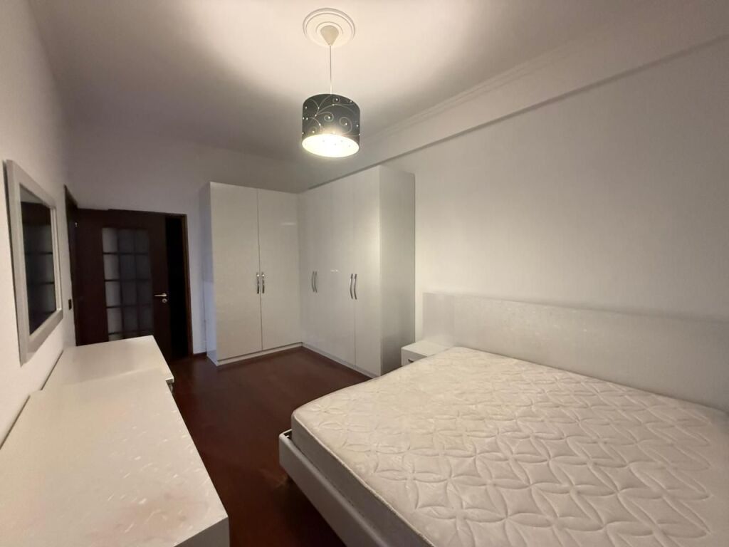 Shitet Apartament 2+1+2, Rr. E Kosovarëve, Tirane