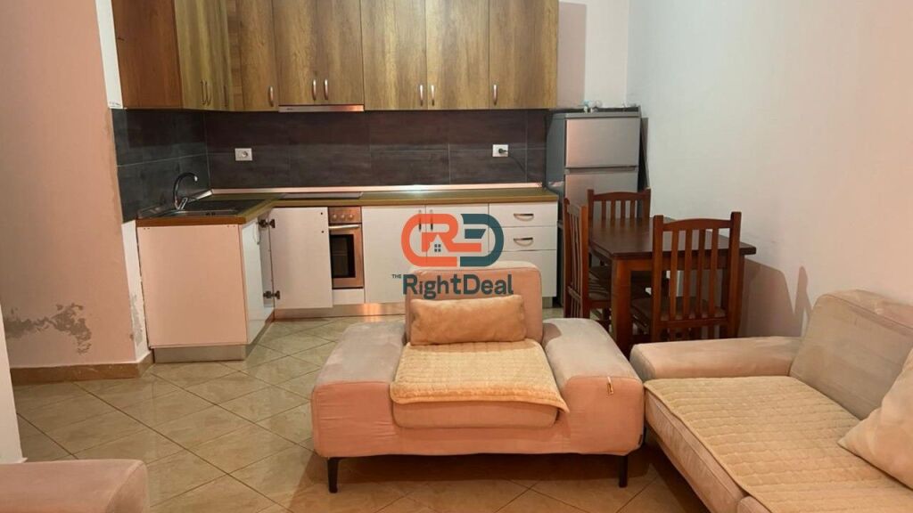 Okazion! Ne Fresk, Shitet Apartament 2+1, Gati Per Banim!!!