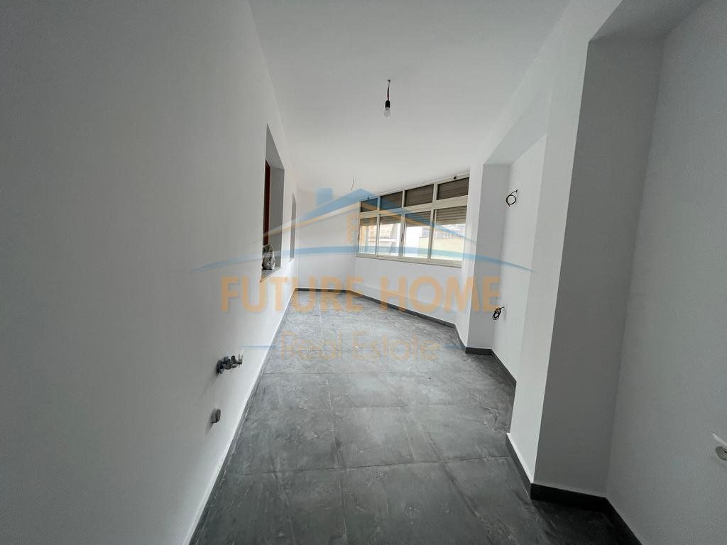 Qira, Apartament 2+1, Pazari i Ri.
