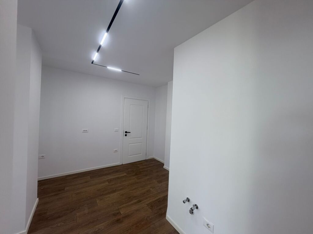 Super appartamento 1+1 in affitto a 21 Dhjetori