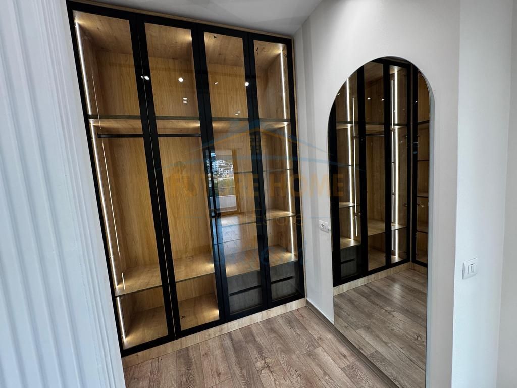For sale, 2+1 Apartment, Dry Lake, Tirana.