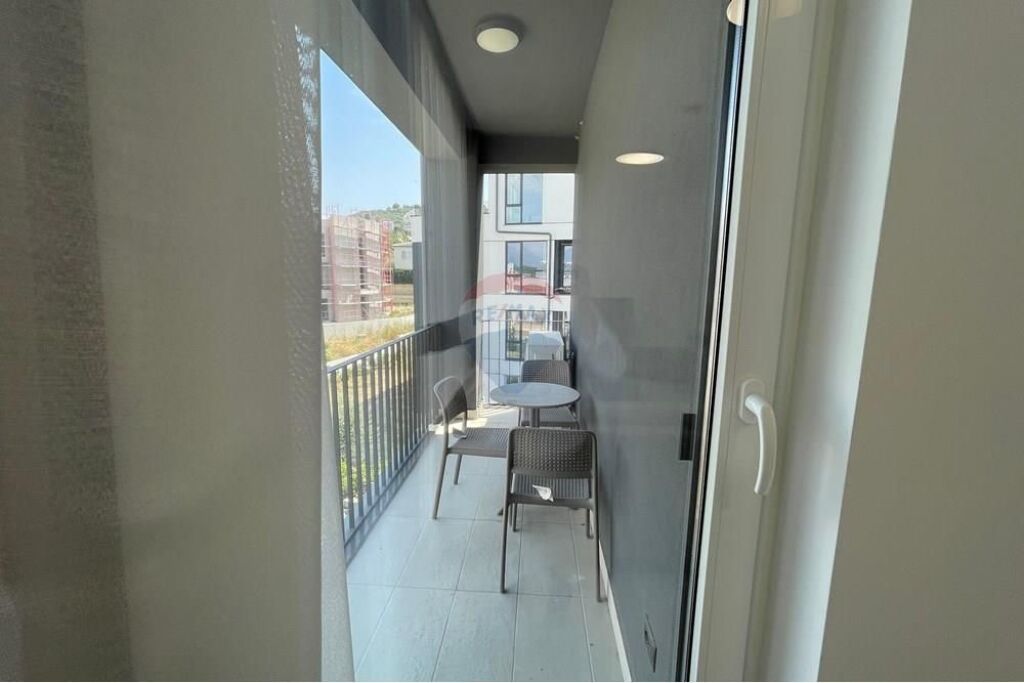 Apartament 2+1+2+Parkim me qera  Liqeni Thate