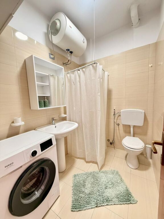 Apartament 2+1 me qira – Rruga e Durrësit !