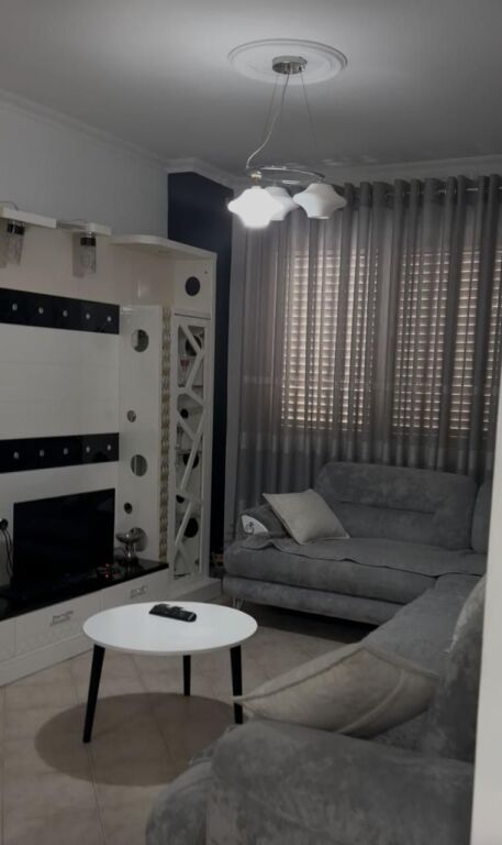 RENT APARTMENT 1+1 yzberisht near nela 6