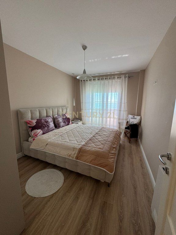 Affittasi Appartamento 2+1 con Vista Panoramica sul Mare a Shkëmbin e Kavajës, Durrës