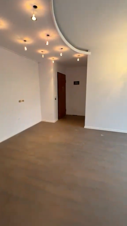Apartament per shitje te Komuna e Parisit