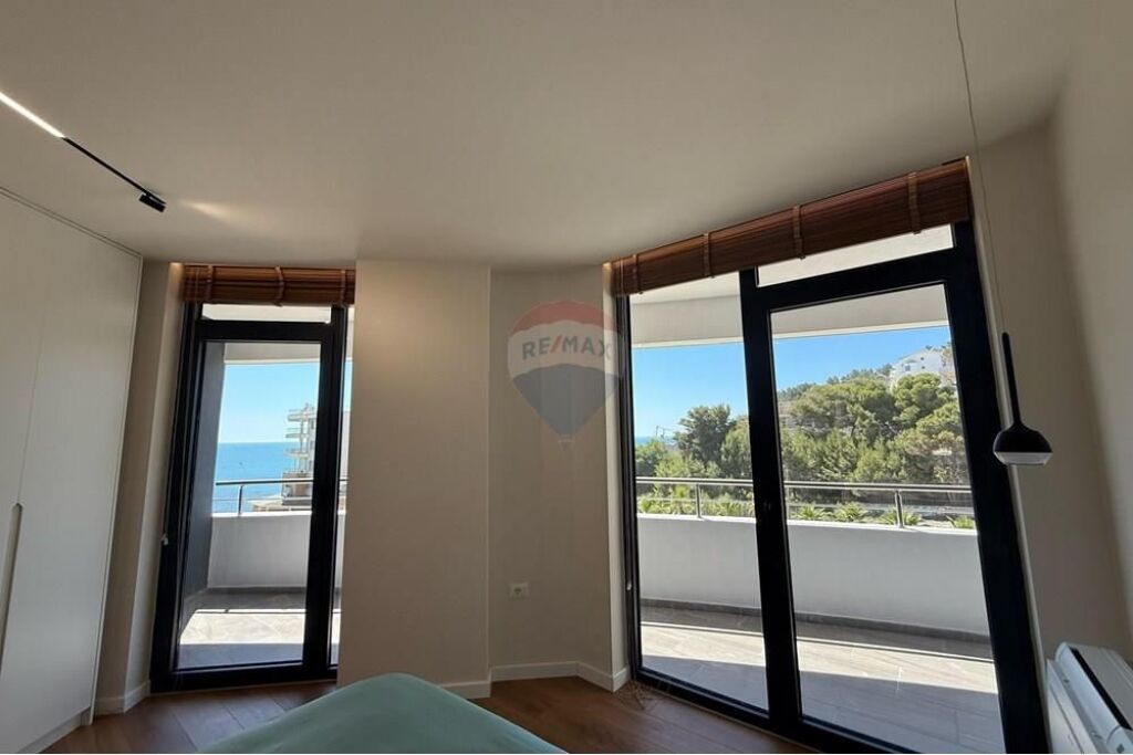 Appartamento di Lusso in Vendita a White Hill