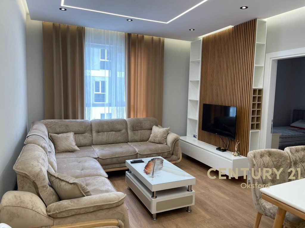Apartament 3+2+1 për Shitje në Univers City – Kati i 6-të 191,400 €