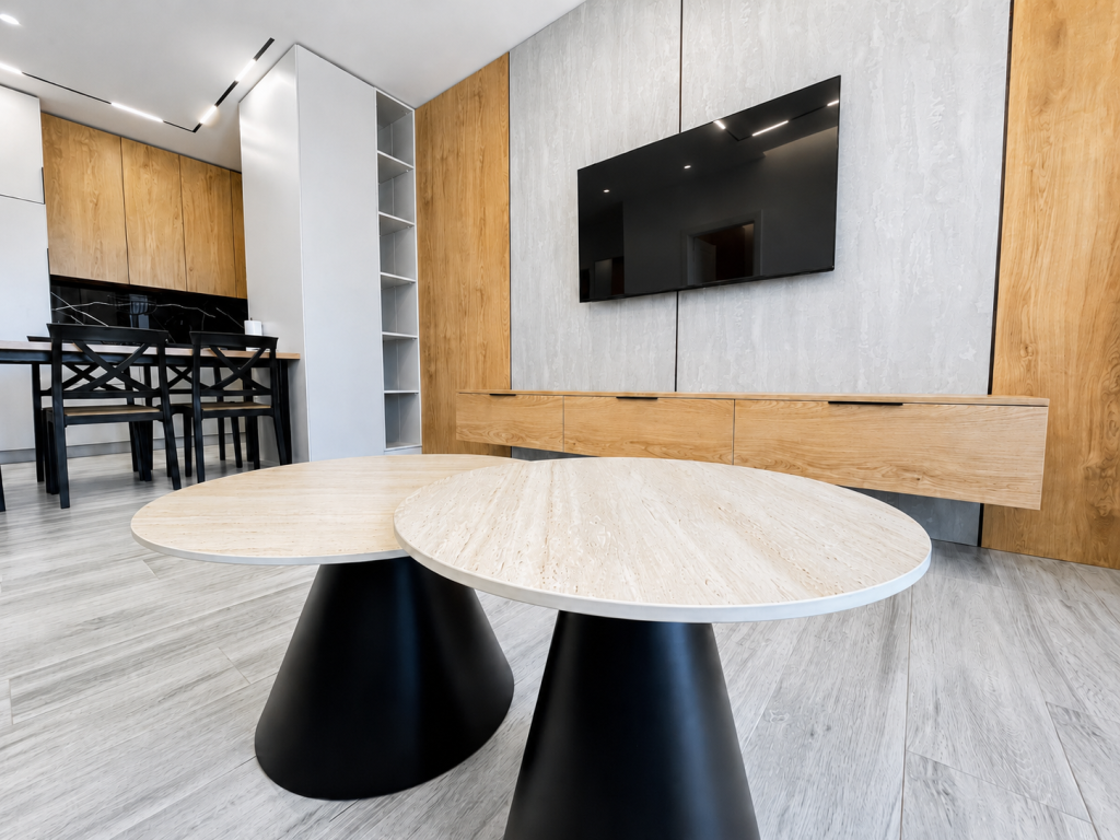 Shitet Apartament 1+1 i Mobiluar me Pamje Deti - Qerret, Kavaje