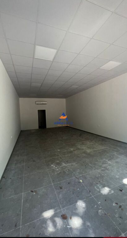 RENTAL SPACE 18M2 "ENDRI KEKO STREET, NEAR PRINCE OF HAPPINESS KINDERGARTEN" 25,000 LEKE