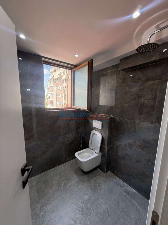 Shiten 3 apartamente 1+1 tek Mozaiku ne Tirane