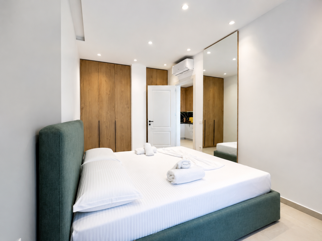 Shitet Apartament 1+1 i Mobiluar me Ballkon në Qerret, Kavajë