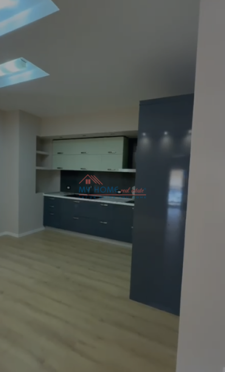 2+1 apartment for sale at Oxhaku in Tirana