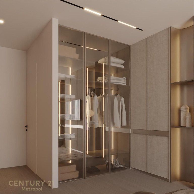 2+1+2+POST PARKIMI PER QERA, DOWNTOWN ONE! 3,999 € /Muaj