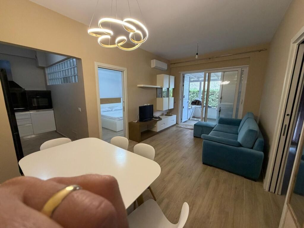 Appartamento 2+1 in vendita a Gjire te lalzit / Tek Lura3