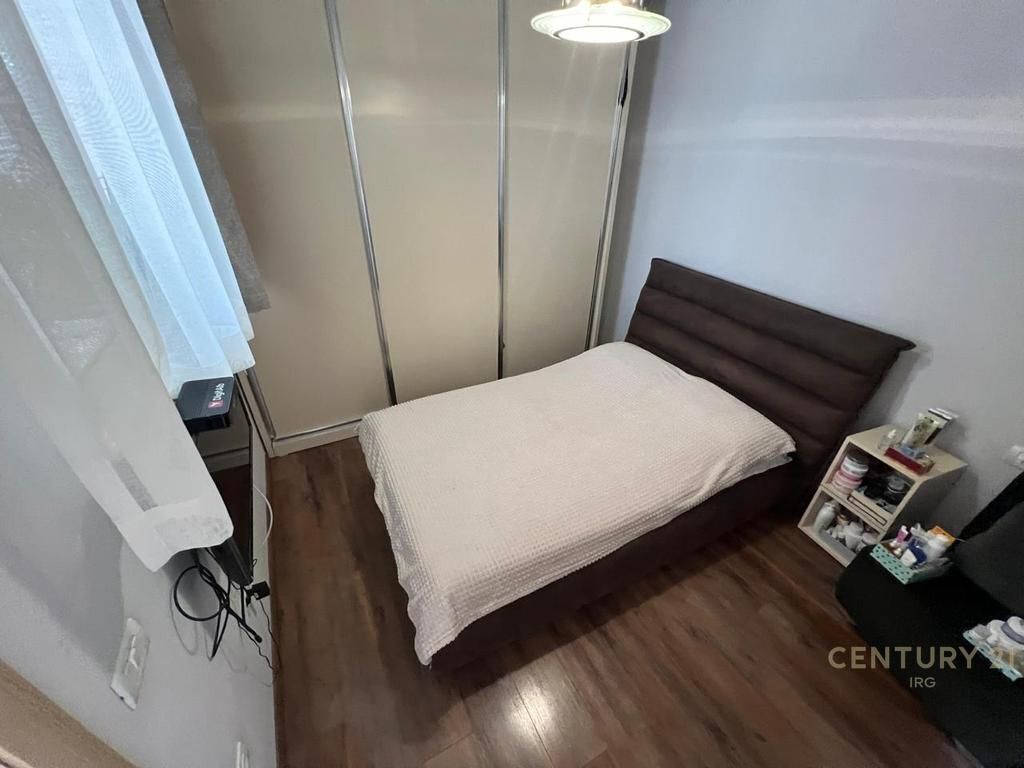 Apartament 2+1 me qera tek Rr 5 Maji