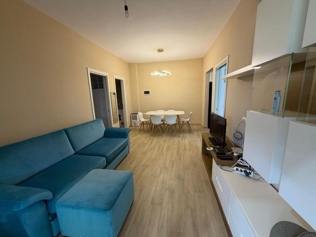 Appartamento 2+1 in vendita a Gjire te lalzit / Tek Lura3
